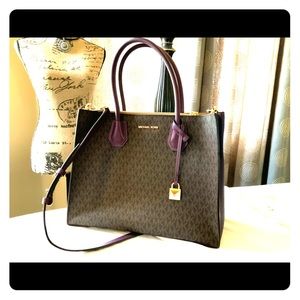 💝MK Gorgeous classic logo with a colored edge💋
